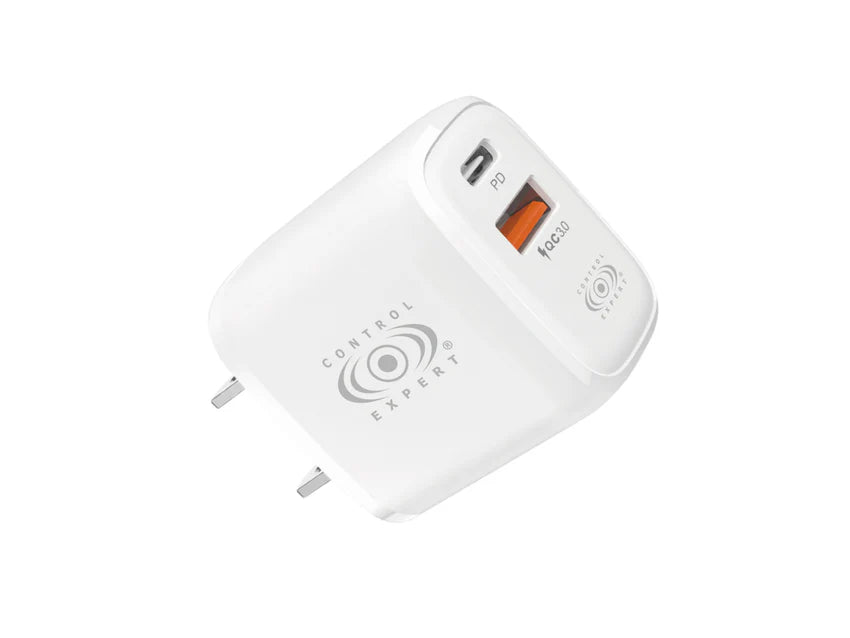 Turbo Cargador Tipo C Y USB CE-CPD33W